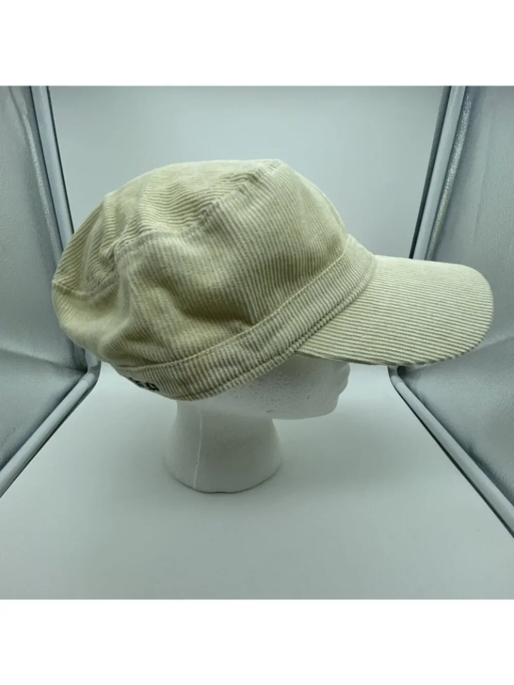 Titlis Rotair Corduroy Hat Vintage Polydona.ch